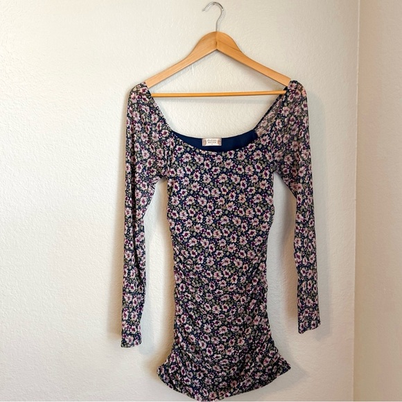 Altar’d State Floral Ruched Long Sheer Sleeves Bodycon Mini Dress, Size Medium - Picture 1 of 8